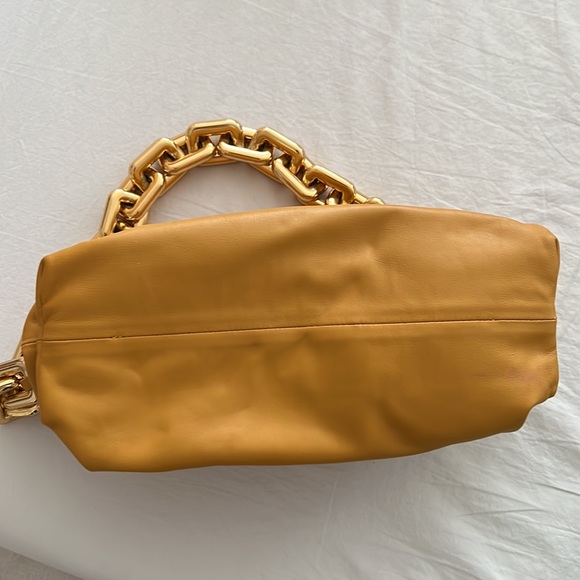 Bottega Veneta The Chain Pouch Shoulder Bag - Picture 5 of 6